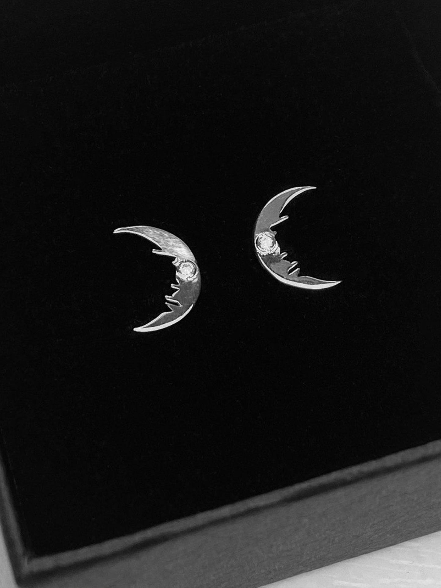 LUNAR SILVER EARRINGS